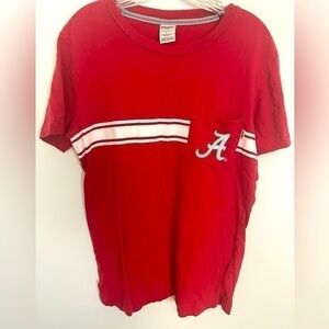 🎉2/$15 Roll Tide VS PINK TSHIRT